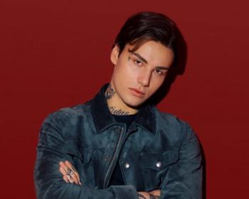 Популярный исполнитель в Красноярске: ажиотаж вокруг концерта достигает пика.